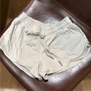 Lululemon hotty hot shorts.